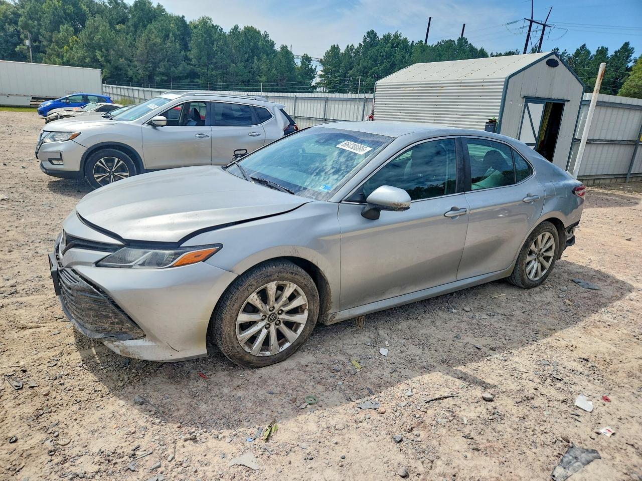 2018 TOYOTA CAMRY L/LE/SE/XLE — Front 3/4