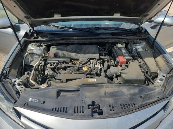 2018 TOYOTA CAMRY L/LE/SE/XLE — Engine bay