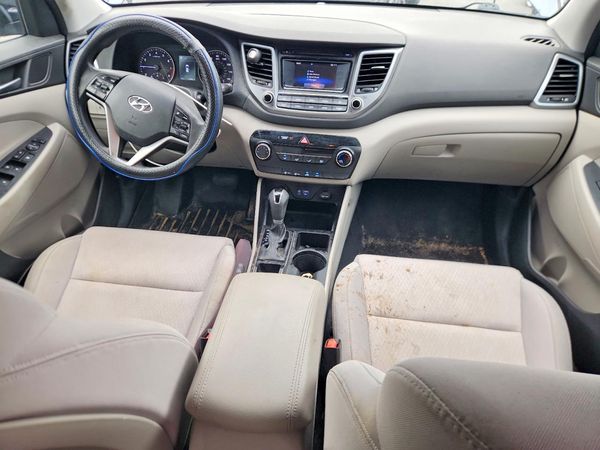 2017 HYUNDAI TUCSON