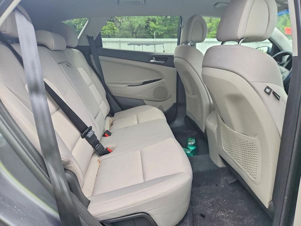 2017 HYUNDAI TUCSON
