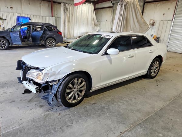 2015 CHRYSLER 300 Limited