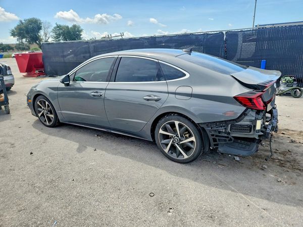 2022 HYUNDAI SONATA SEL Plus