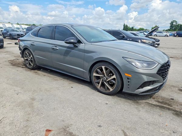 2022 HYUNDAI SONATA SEL Plus