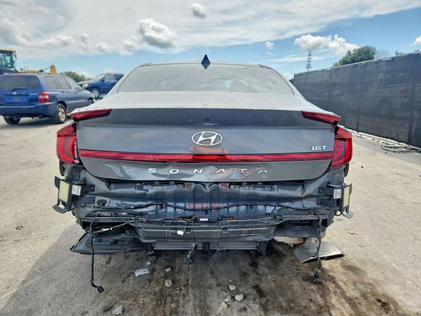 2022 HYUNDAI SONATA SEL Plus