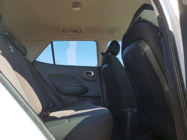 2023 HYUNDAI VENUE SE