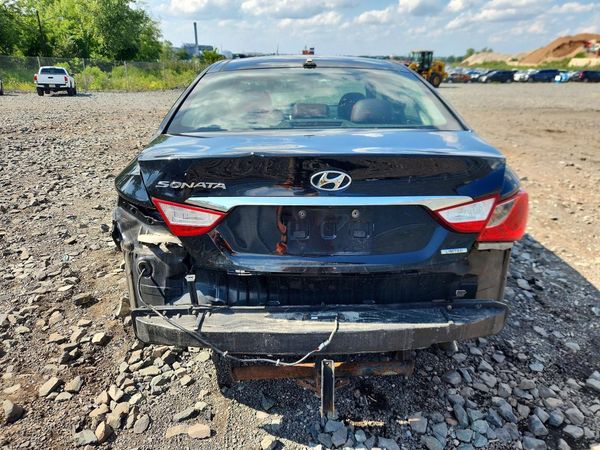 2012 HYUNDAI SONATA Middle level