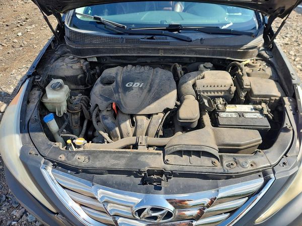 2012 HYUNDAI SONATA Middle level