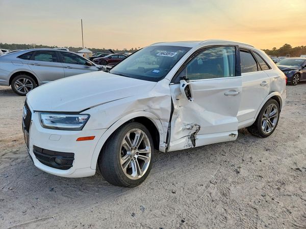 2015 AUDI Q3
