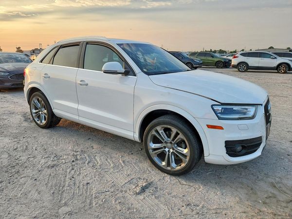 2015 AUDI Q3