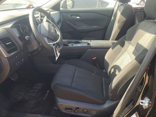 2026 NISSAN ROGUE SV — DENT