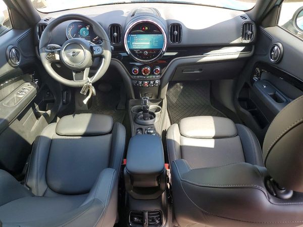 2022 MINI COOPER