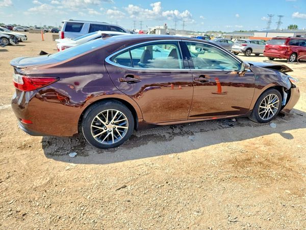 2017 LEXUS ES
