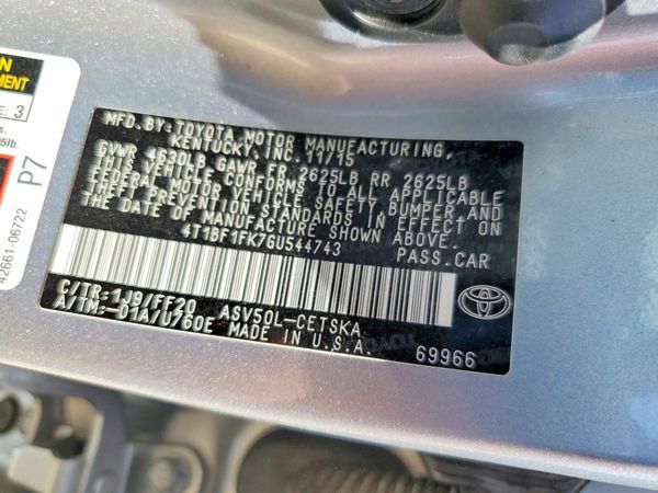 2016 TOYOTA CAMRY