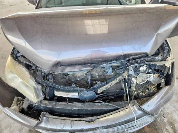 2017 TOYOTA CAMRY LE/SE/XLE/XSE — Engine bay