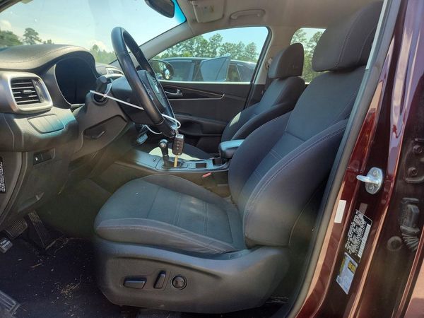 2017 KIA SORENTO L, LX