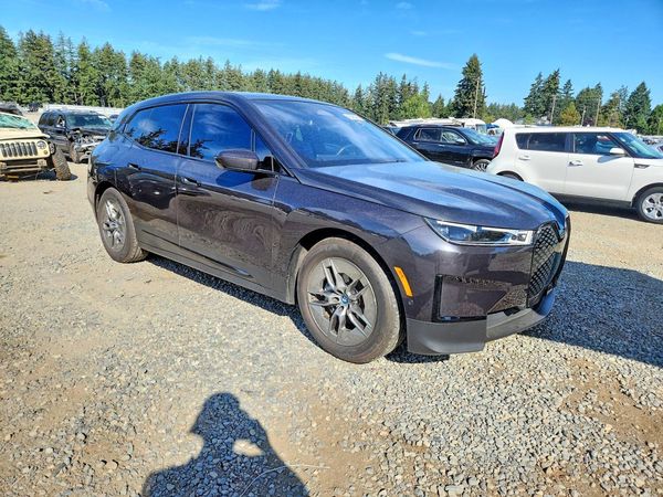 2022 BMW IX xDrive50i