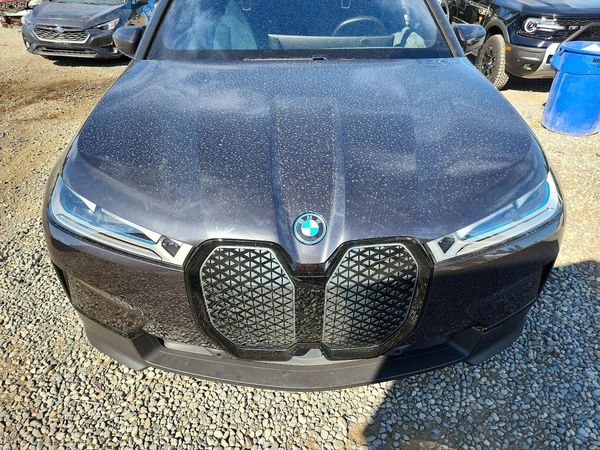 2022 BMW IX xDrive50i
