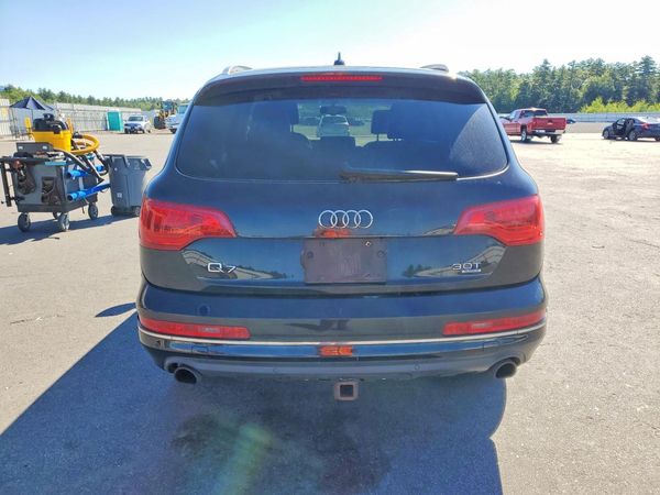 2015 AUDI Q7 Premium Plus