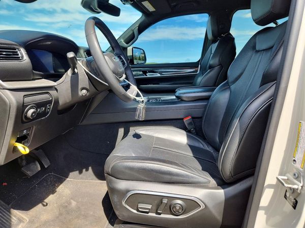 2022 JEEP WAGONEER