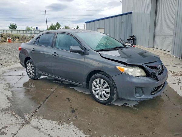 2012 TOYOTA COROLLA