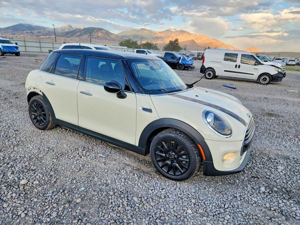 2019 MINI COOPER