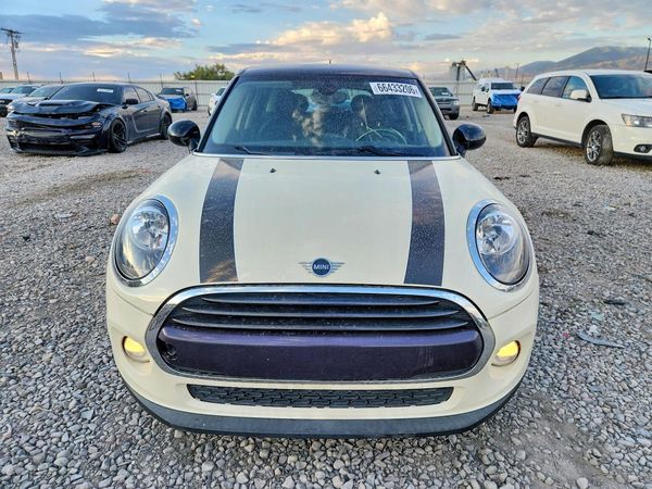 2019 MINI COOPER