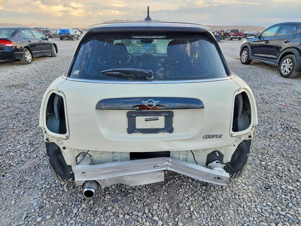 2019 MINI COOPER