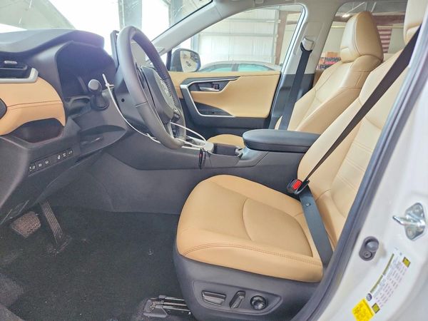 2025 TOYOTA RAV4
