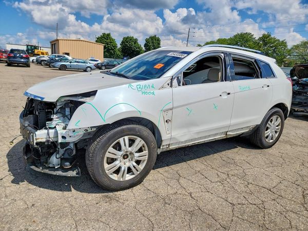 2016 CADILLAC SRX Luxury