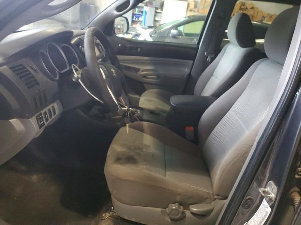 2013 TOYOTA TACOMA Delux