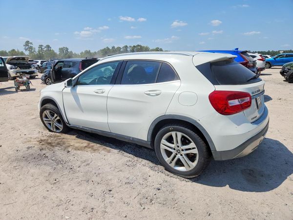 2018 MERCEDES-BENZ GLA