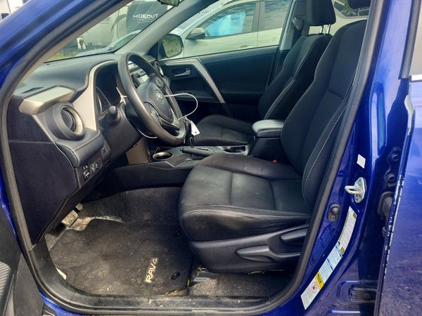 2015 TOYOTA RAV4 XLE (M Grade)