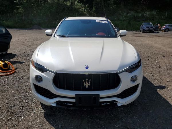 2017 MASERATI LEVANTE