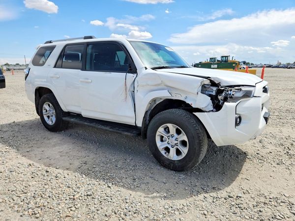 2024 TOYOTA 4RUNNER