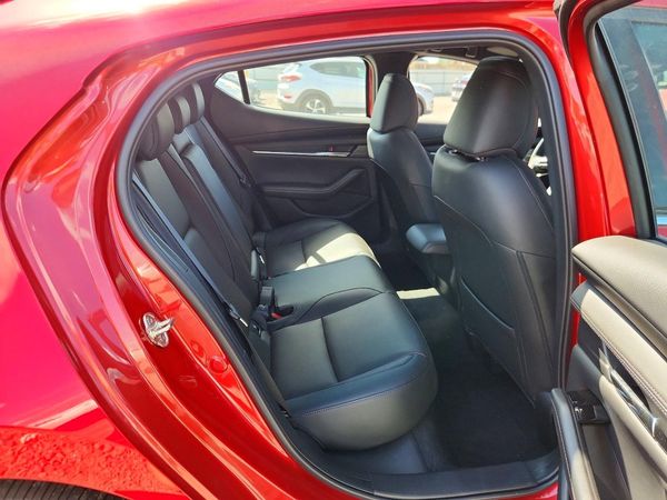 2026 MAZDA 3 Premium Plus