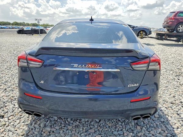 2018 MASERATI GHIBLI Sport