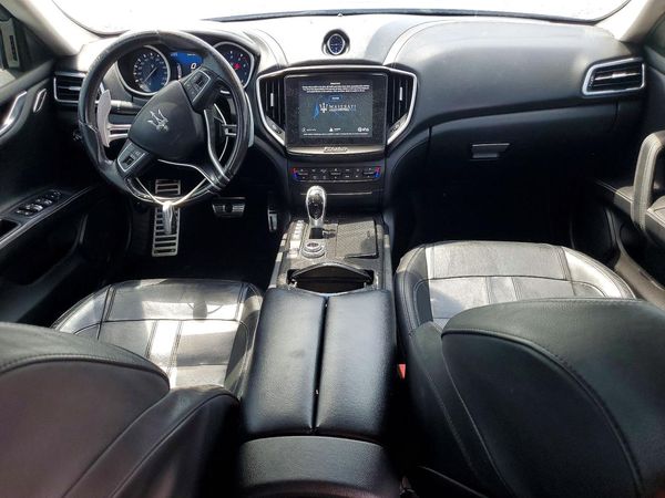 2018 MASERATI GHIBLI Sport