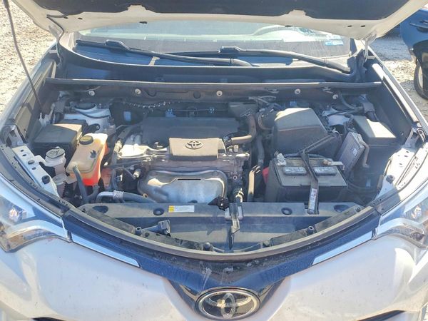 2018 TOYOTA RAV4