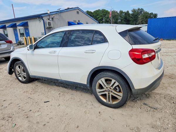 2019 MERCEDES-BENZ GLA