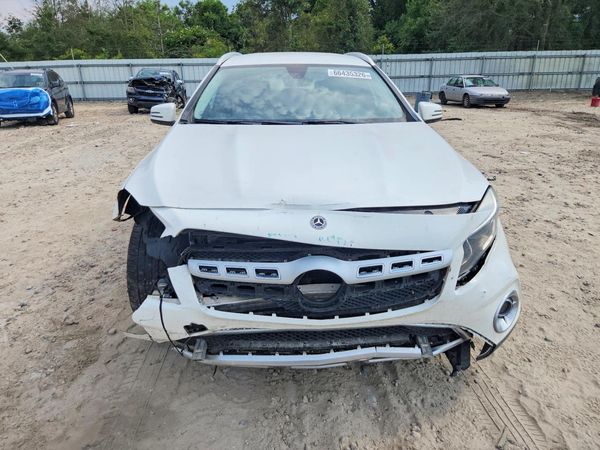 2019 MERCEDES-BENZ GLA