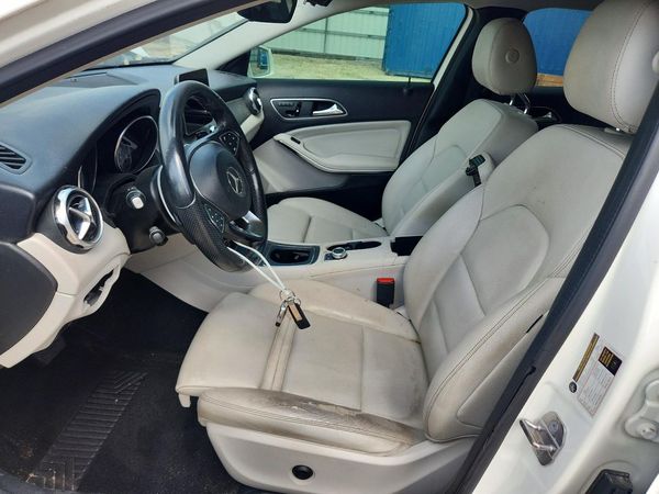 2019 MERCEDES-BENZ GLA