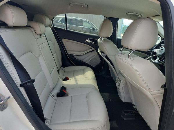 2019 MERCEDES-BENZ GLA