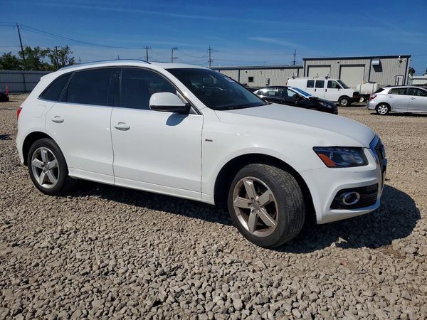 2012 AUDI Q5