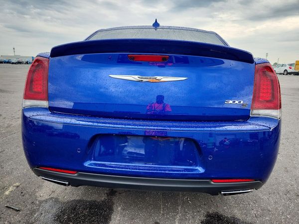 2018 CHRYSLER 300