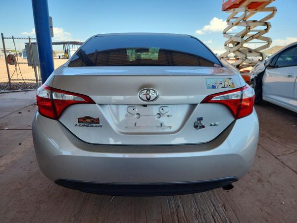 2015 TOYOTA COROLLA