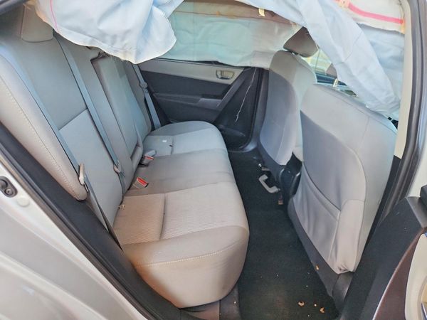 2015 TOYOTA COROLLA