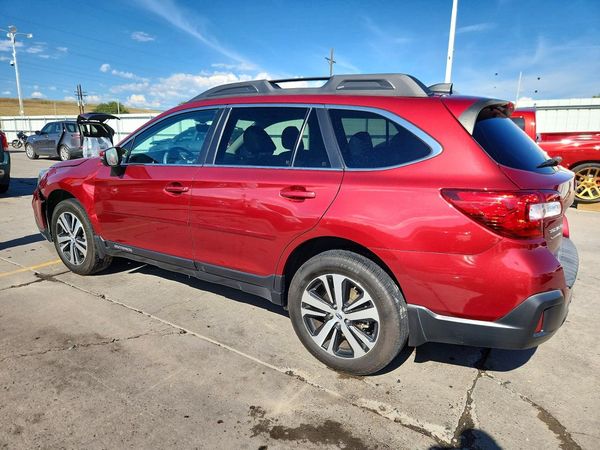 2019 SUBARU OUTBACK Limited+ES