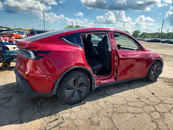 2026 TESLA MODEL Y