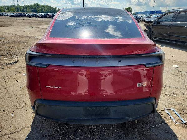 2026 TESLA MODEL Y