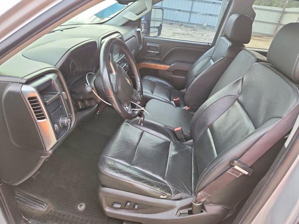 2017 CHEVROLET SILVERADO LTZ — DENT